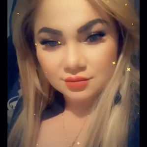 Meet your Posher, Evelyn